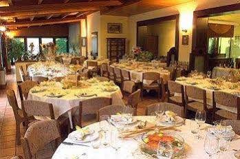 Hotel Ristorante Giordano Cavernago Екстериор снимка